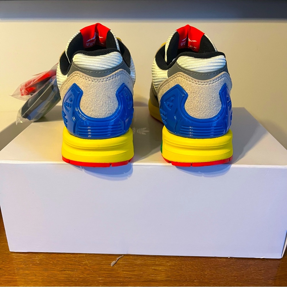 ADIDAS Women's ZX8000 LEGO Shoes! - Picture 7 of 12